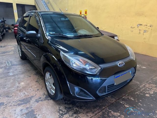 Mais detalhes do Ford Fiesta Hatch 1.0 4P.  Flex