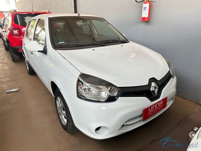 Mais detalhes do Renault Clio 1.0 Expression 4P.  Flex