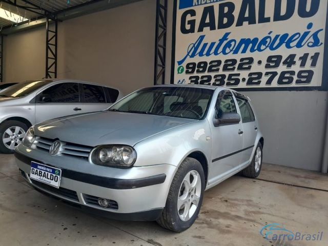 Mais detalhes do Volkswagen Golf 1.6 4P.  Gasolina