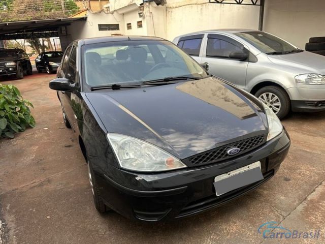 Mais detalhes do Ford Focus 1.6 4P. Flex