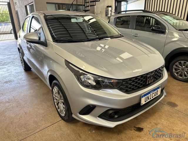 Mais detalhes do Fiat Argo 1.0 4P.  Flex