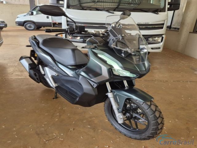 Mais detalhes do Honda ADV 150 Honda ADV 2024 Gasolina