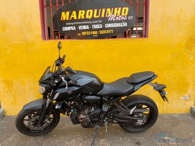 Mais detalhes do Yamaha MT 07  Gasolina