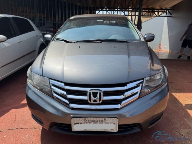 Mais detalhes do Honda City LX 1.5 Flex