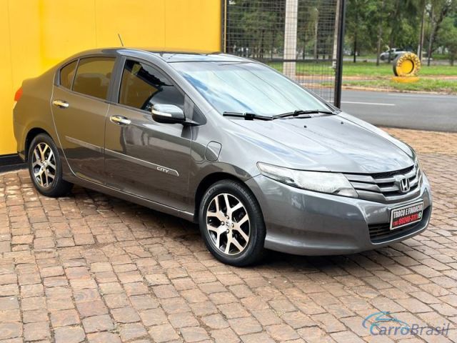 Mais detalhes do Honda City EX 1.7 4P. Flex