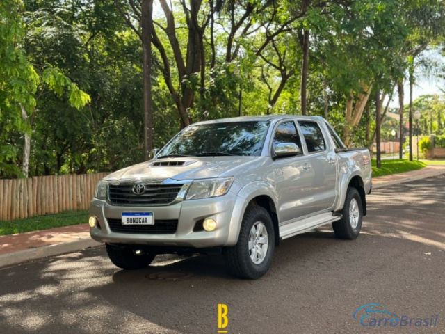 Mais detalhes do Toyota Hilux SRV 4X4 Diesel