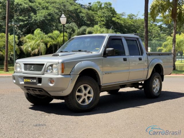 Mais detalhes do Mitsubishi L-200  Diesel