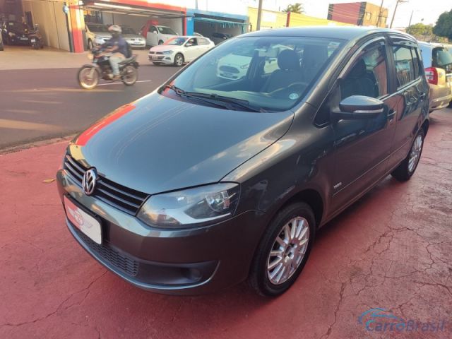 Mais detalhes do Volkswagen Fox 1.0 MI TREND 8V FLEX 4P MANUAL Flex