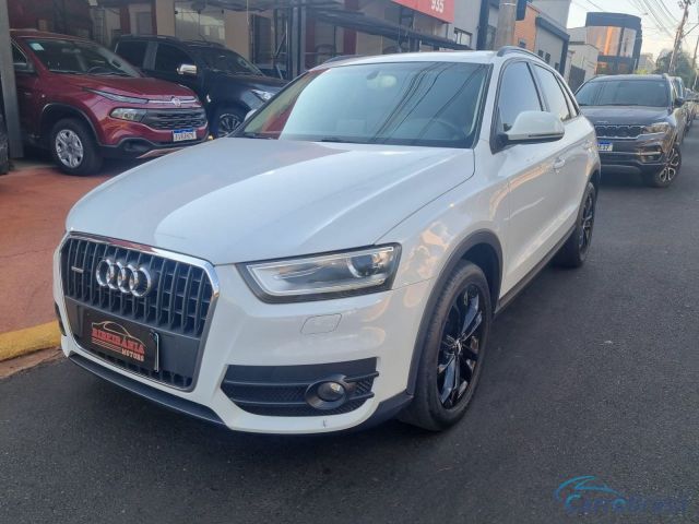 Mais detalhes do Audi Q3 2.0 TFSI Quat. 170/180cv S-tronic 5p Gasolina