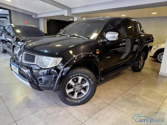 Mais detalhes do Mitsubishi L-200  Flex