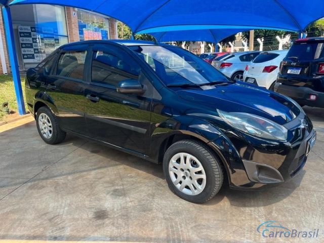 Mais detalhes do Ford Fiesta Sedan  Flex