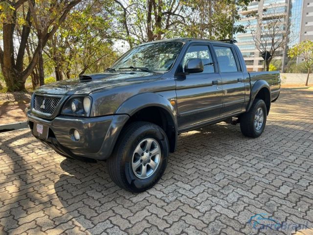 Mais detalhes do Mitsubishi L-200 L200 OUTDOOR Diesel