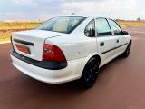 Samuel Automveis | Vectra 2.0 MPFI GL 8V 97/97 - foto 10