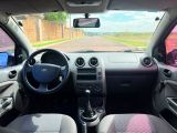 Samuel Automveis | Fiesta Hatch 1.6 MPI TREND SEDAN 8V 06/06 - foto 5